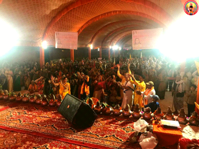 Satsang of H. H. Shree Shree Shree Sadguru Bhau Maharaj ji at Etawah, Uttar Pradesh.