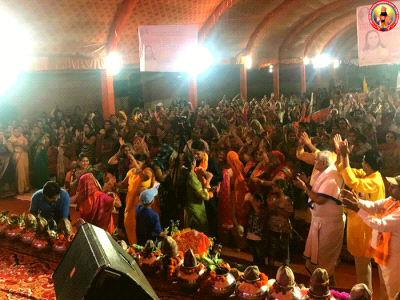 Satsang of H. H. Shree Shree Shree Sadguru Bhau Maharaj ji at Etawah, Uttar Pradesh.